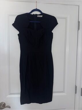 Black Grace Karin Cap-Sleeve Sheath Dress M